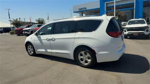 2019 Chrysler Pacifica Hybrid Touring L