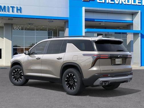 Sandstone Gray 2026 Chevrolet Traverse AWD Z71