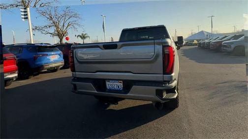 2024 GMC Sierra 2500 Denali