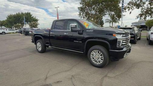2022 Chevrolet Silverado 3500 High Country