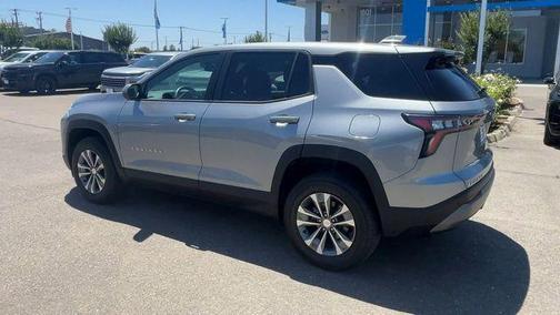 Sterling Gray Metallic 2025 Chevrolet Equinox 1LT