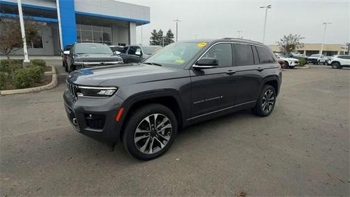 2023 Jeep Grand Cherokee Overland