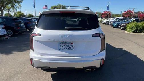 Glacial White Pearl 2024 Kia Telluride EX