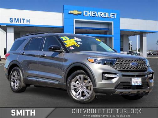 2023 Ford Explorer XLT