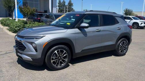 Sterling Gray Metallic 2025 Chevrolet Trailblazer LT