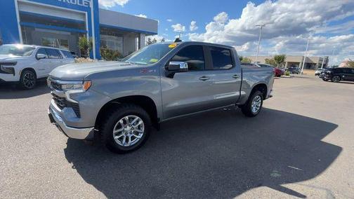 Sterling Gray Metallic 2023 Chevrolet Silverado 1500 LT