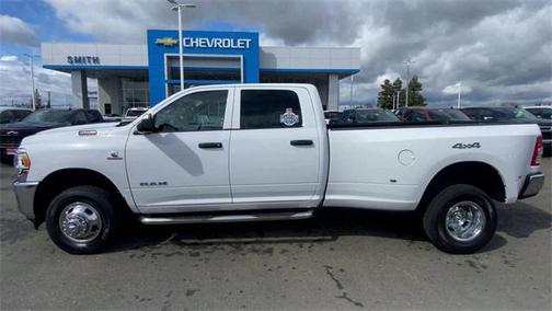 2020 RAM 3500 Tradesman Crew Cab 4x4 8' Box