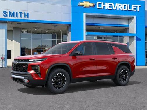 Radiant Red Tintcoat 2027 Chevrolet Traverse AWD Z71