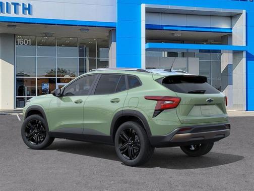 Cacti Green 2026 Chevrolet Trax FWD ACTIV