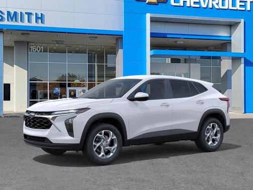 Summit White 2026 Chevrolet Trax LS