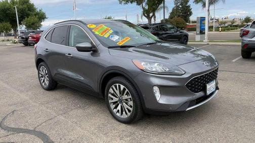 Gy 2021 Ford Escape Titanium
