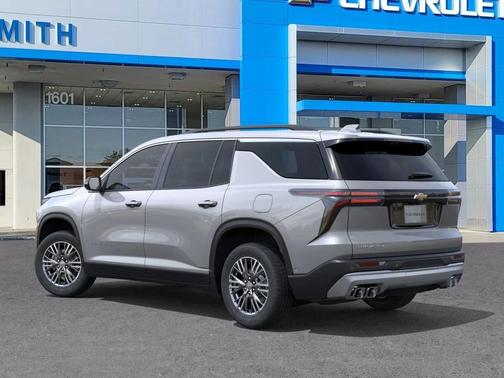 Sterling Gray Metallic 2026 Chevrolet Traverse LT