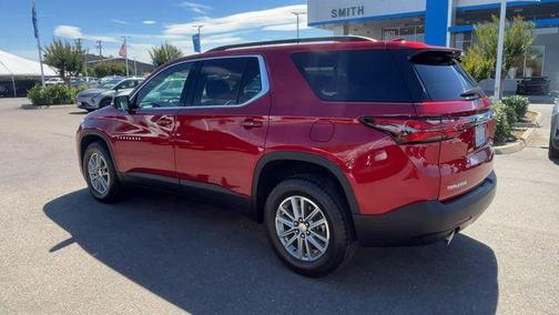 Radiant Red Tintcoat 2023 Chevrolet Traverse LT Cloth