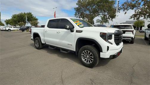 2023 GMC Sierra 1500 AT4