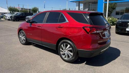 Radiant Red Tintcoat 2023 Chevrolet Equinox 1LT