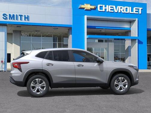 Sterling Gray Metallic 2026 Chevrolet Trax LS