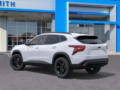 Summit White 2026 Chevrolet Trax LT