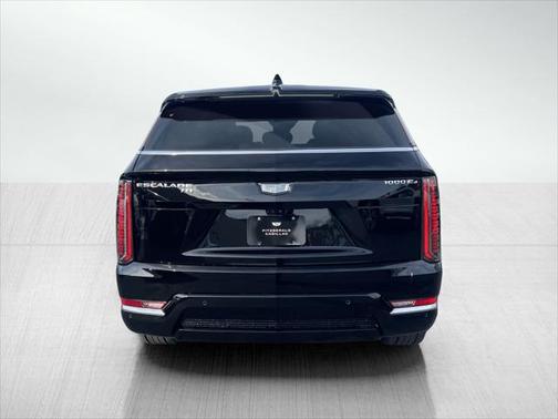 2025 Cadillac Escalade Luxury