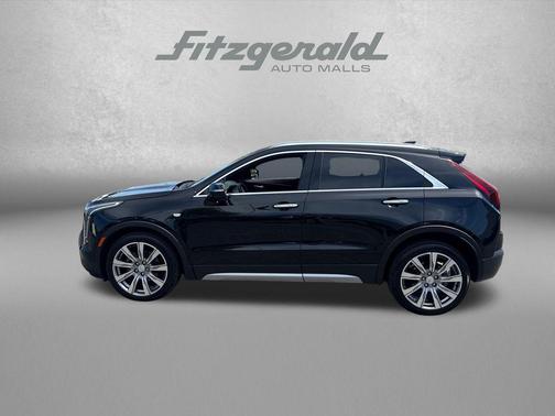 Stellar Black Metallic 2022 Cadillac XT4 Premium Luxury