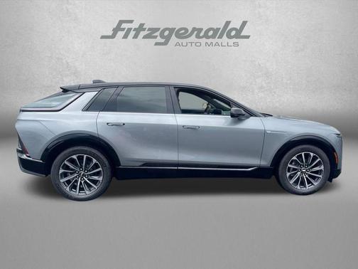 2025 Cadillac LYRIQ Sport