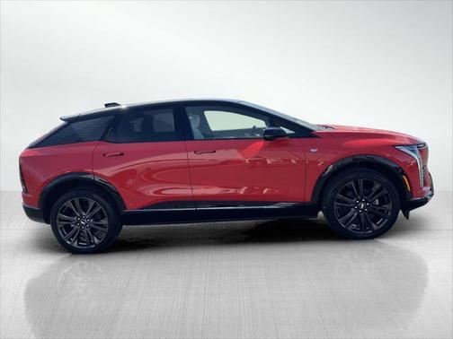 2025 Cadillac OPTIQ Sport