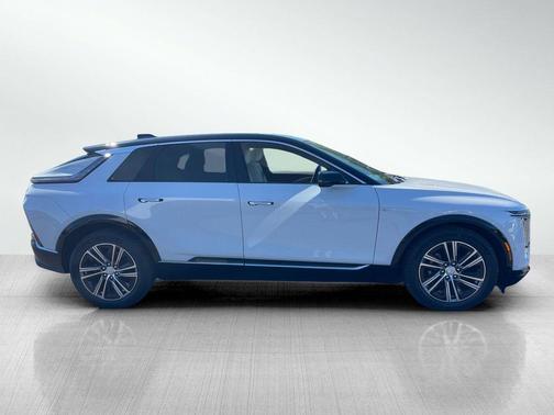 2026 Cadillac LYRIQ Premium Luxury