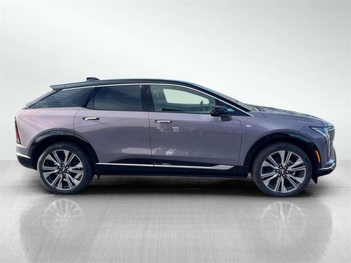 2026 Cadillac OPTIQ Premium Luxury