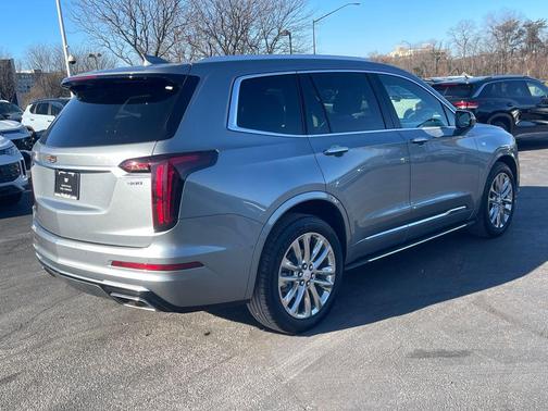 2023 Cadillac XT6 Premium Luxury AWD