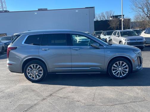 2023 Cadillac XT6 Premium Luxury AWD