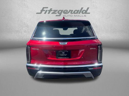 2026 Cadillac VISTIQ Luxury