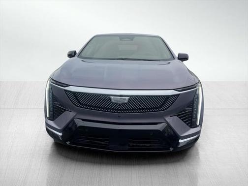 2025 Cadillac OPTIQ Luxury 1 AWD