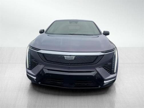 2025 Cadillac OPTIQ Luxury 1 AWD