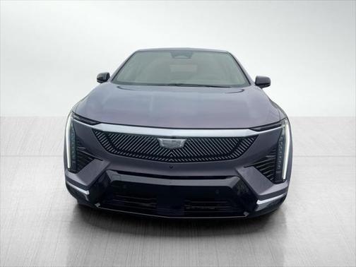 2025 Cadillac OPTIQ Luxury