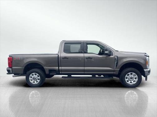 2023 Ford F-250 XLT