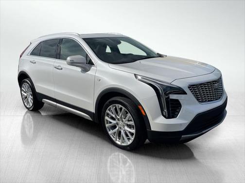 2022 Cadillac XT4 Premium Luxury