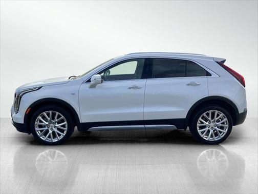 2022 Cadillac XT4 Premium Luxury