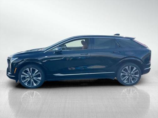 2025 Cadillac OPTIQ Luxury 2 AWD