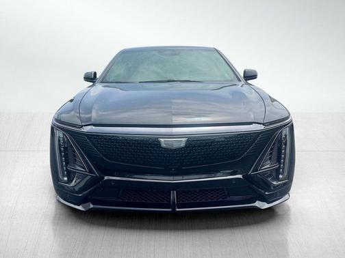 2026 Cadillac LYRIQ V