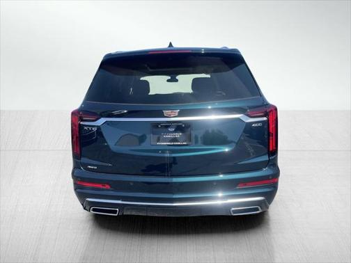 2025 Cadillac XT6 Premium Luxury AWD