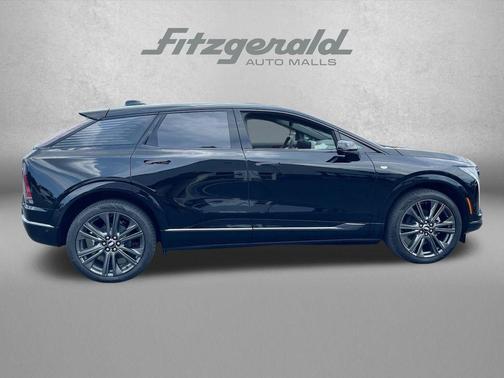 2025 Cadillac OPTIQ Sport 2 AWD