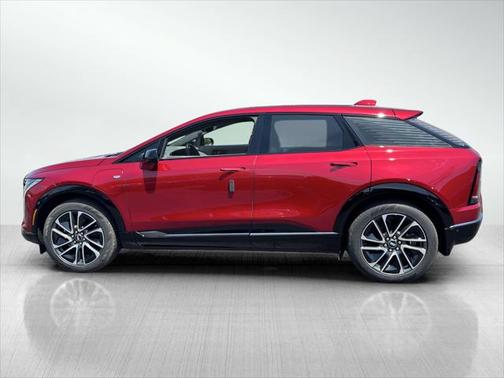 2025 Cadillac OPTIQ Sport
