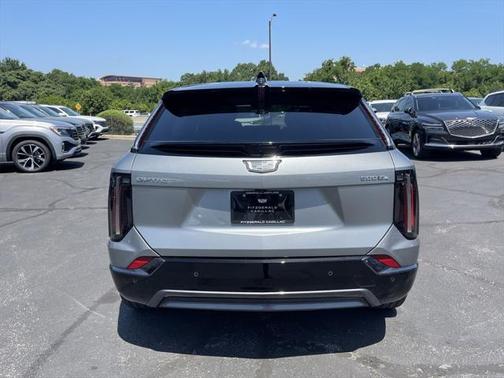 2025 Cadillac OPTIQ Sport 2 AWD