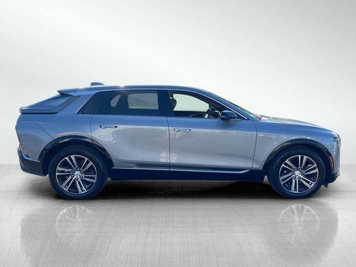 2025 Cadillac LYRIQ Luxury