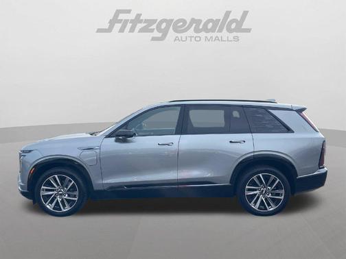 Argent Silver Metallic 2026 Cadillac VISTIQ Sport