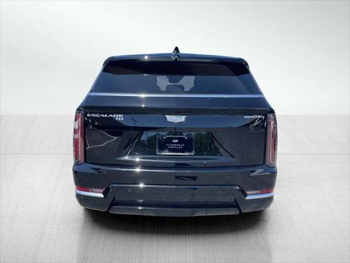 2025 Cadillac Escalade Luxury
