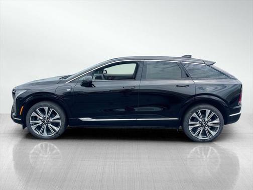 2025 Cadillac OPTIQ Luxury 2 AWD