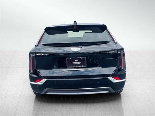 2025 Cadillac OPTIQ Luxury 2 AWD