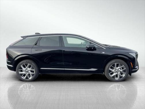 2025 Cadillac OPTIQ Luxury