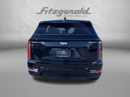 2025 Cadillac Escalade IQ Sport 2