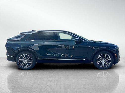 2026 Cadillac LYRIQ Premium Luxury